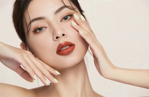 �����������40�������·�